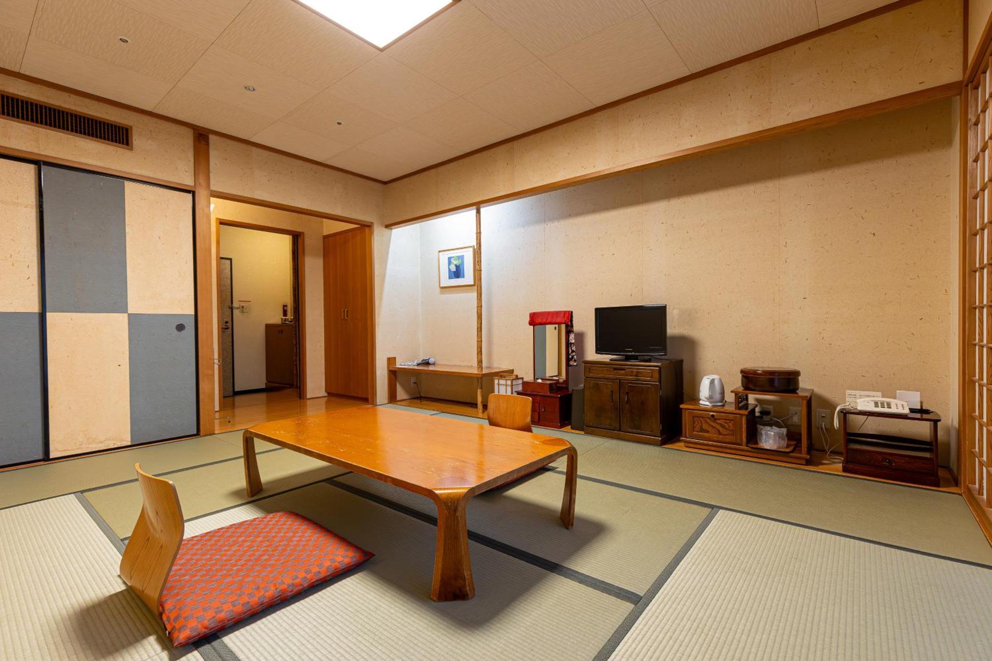 New Sunpia Tsuruga Hotel Екстериор снимка